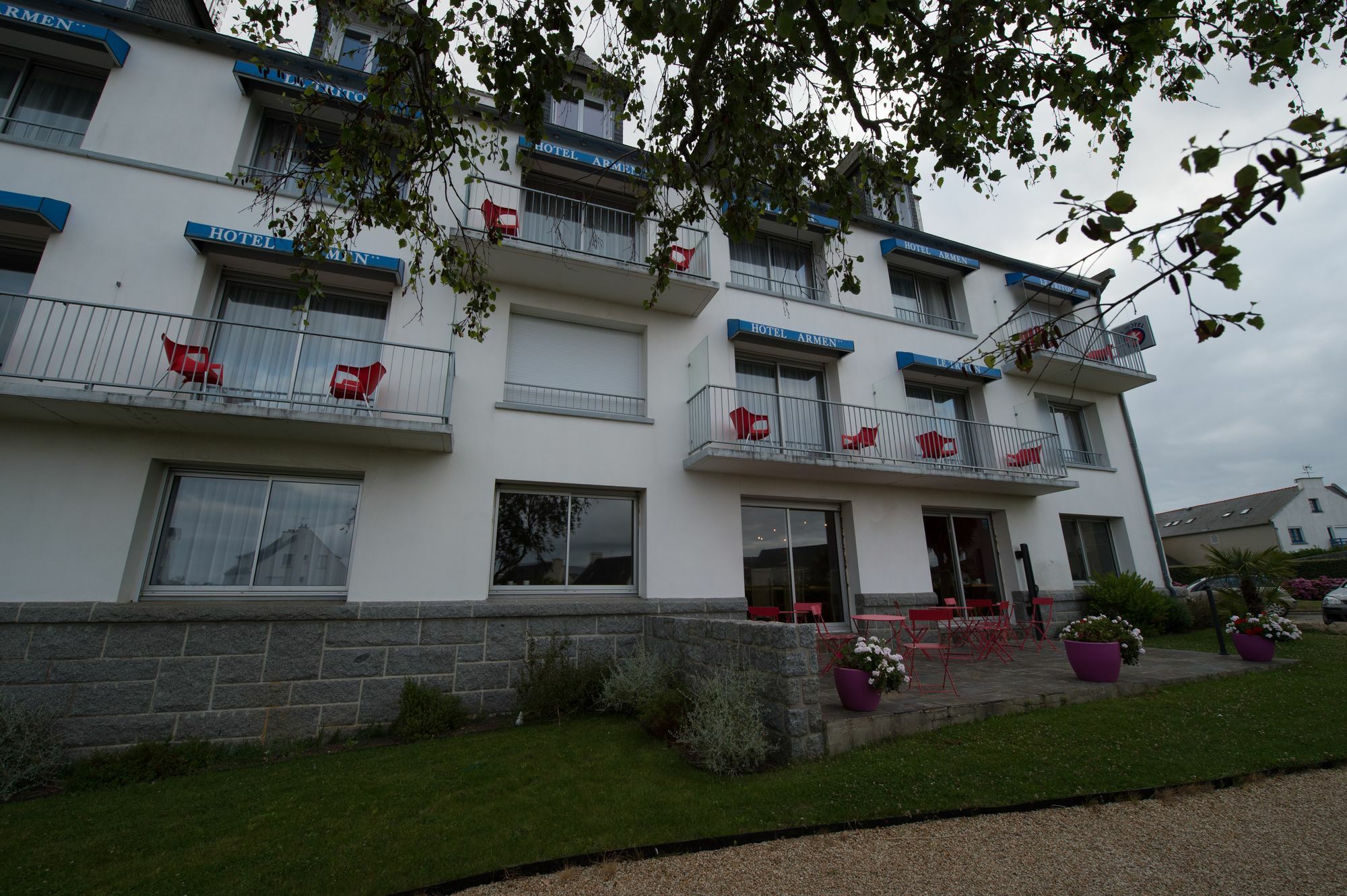 The Originals City, Hotel Armen Le Triton, Roscoff Exterior photo